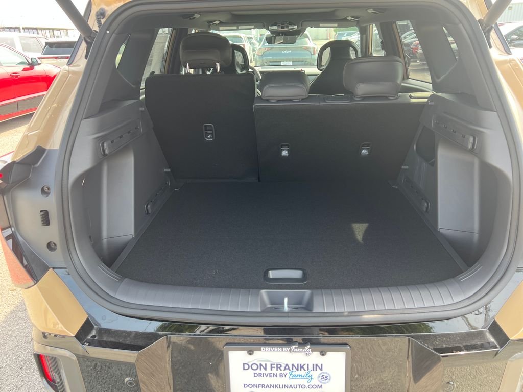 New 2027 Brown Kia X-Line S image 9