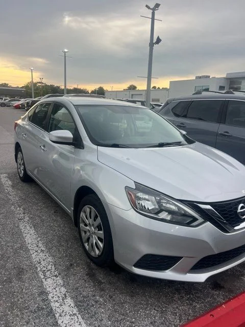 Used 2019 Silver Nissan S image 2