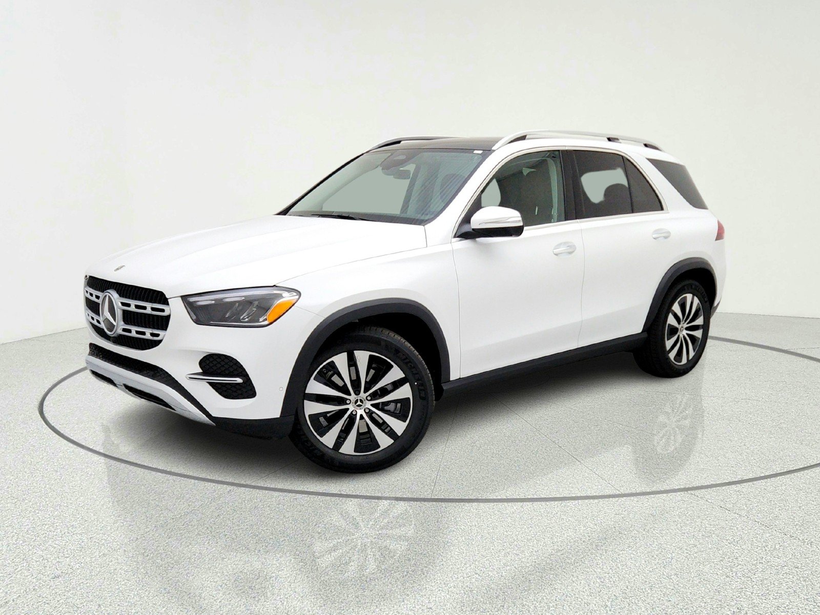 New 2026 MANUFAKTUR Moonlight White Metallic Mercedes-Benz GLE 350 4MATIC® SUV image 1