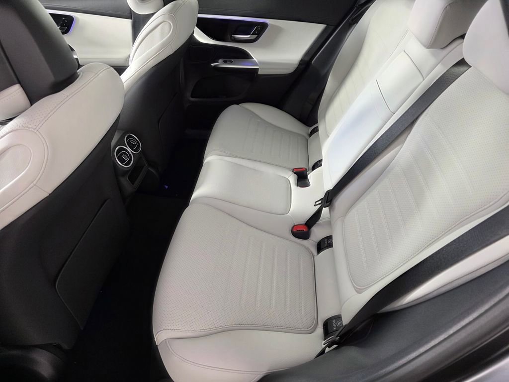 New 2026 MANUFAKTUR exclusive graphite grey magno Mercedes-Benz GLC 300 image 26