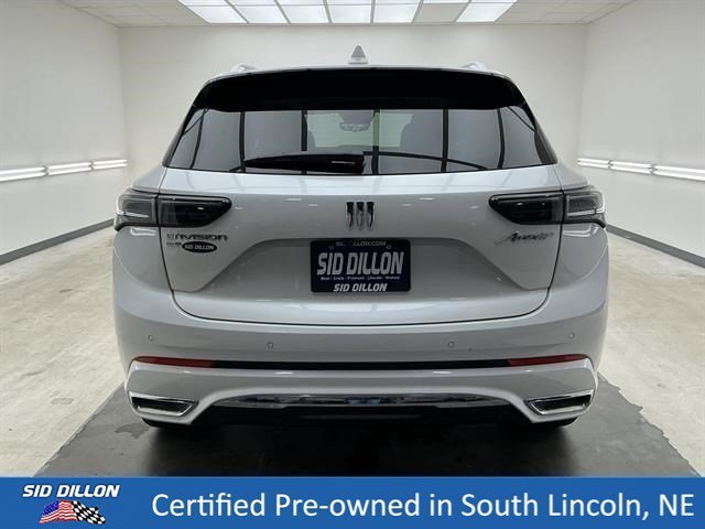 Used 2025 White Frost Tricoat Buick Avenir image 5