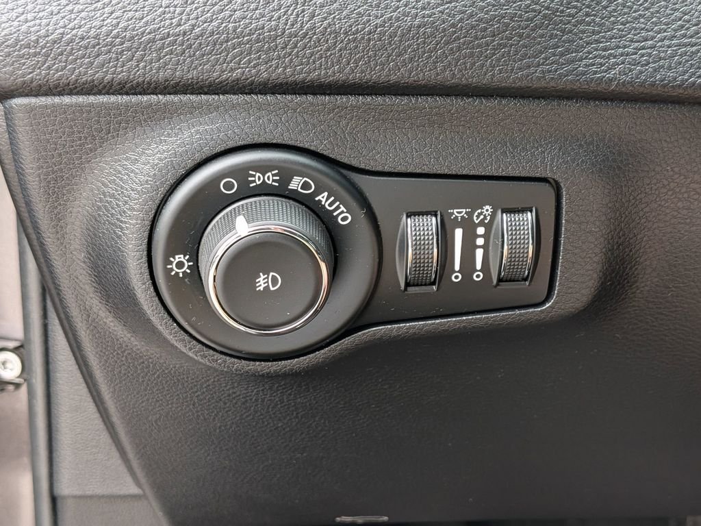 Certified Used 2019 Gray Jeep Limited image 13
