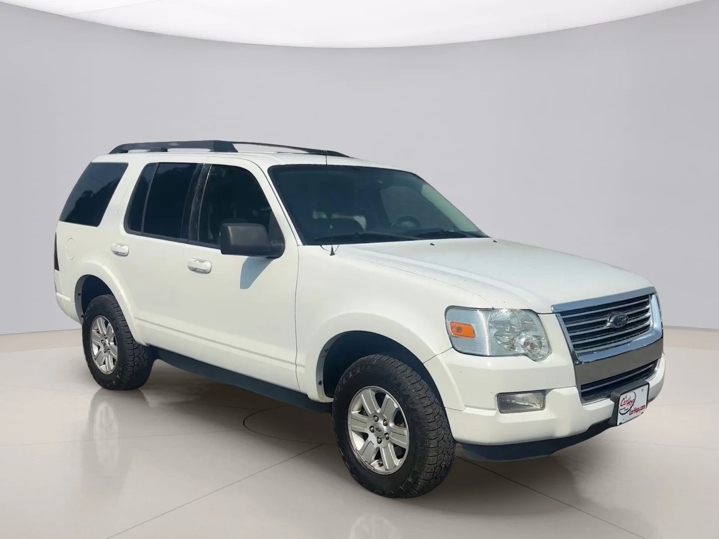 Used 2010 White Ford XLT image 7