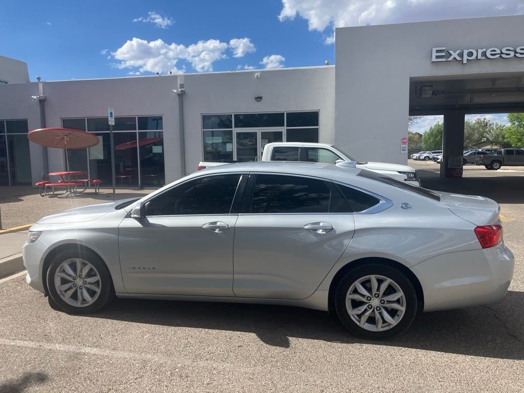 Used 2018 Silver Chevrolet LT image 9