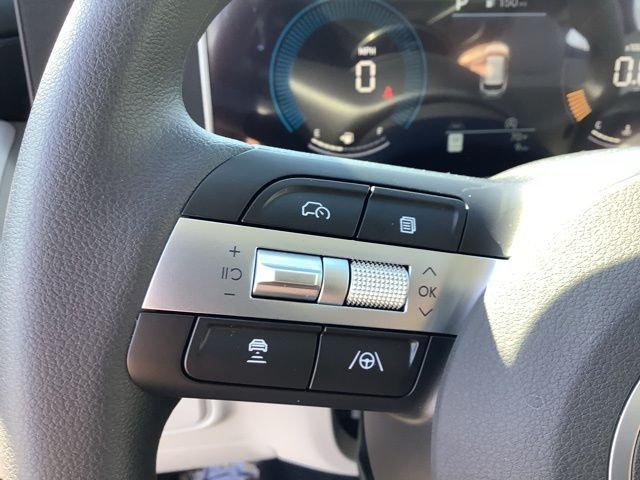 2025 Hyundai Tucson SE - Photo 29