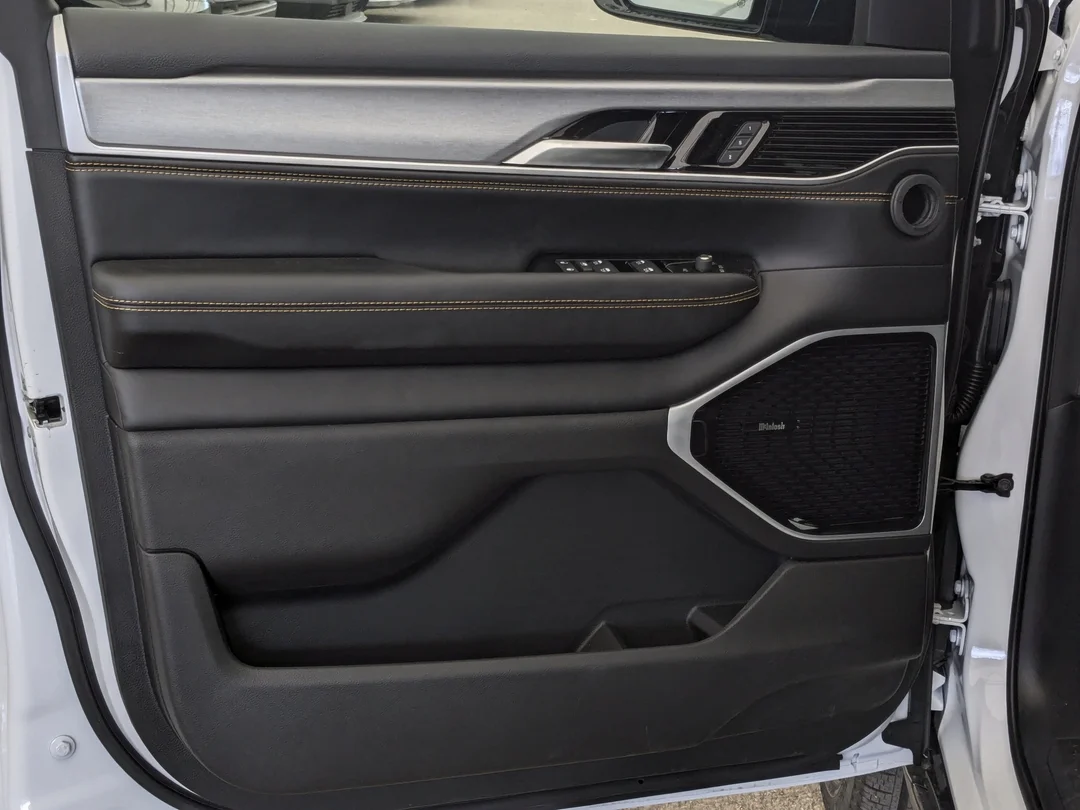 New 2026 White Jeep 85th Anniversary - - 4x4 - 3.0L Hurricane Twin Turbo - McIntosh 19 Spkr - 3 Panel Sunroof & More! image 11