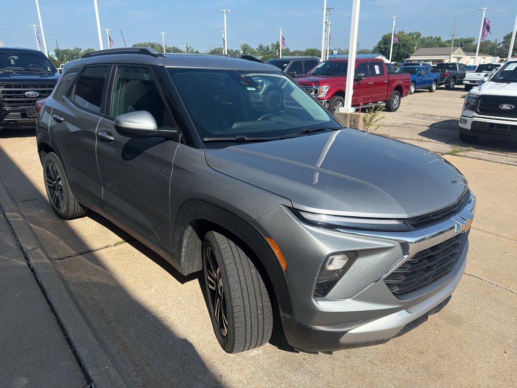 Used 2024 Sterling Gray Metallic Chevrolet LT image 7