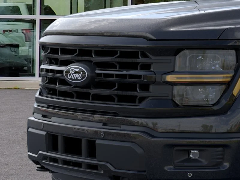 New 2026 Agate Black Metallic Ford XLT image 41