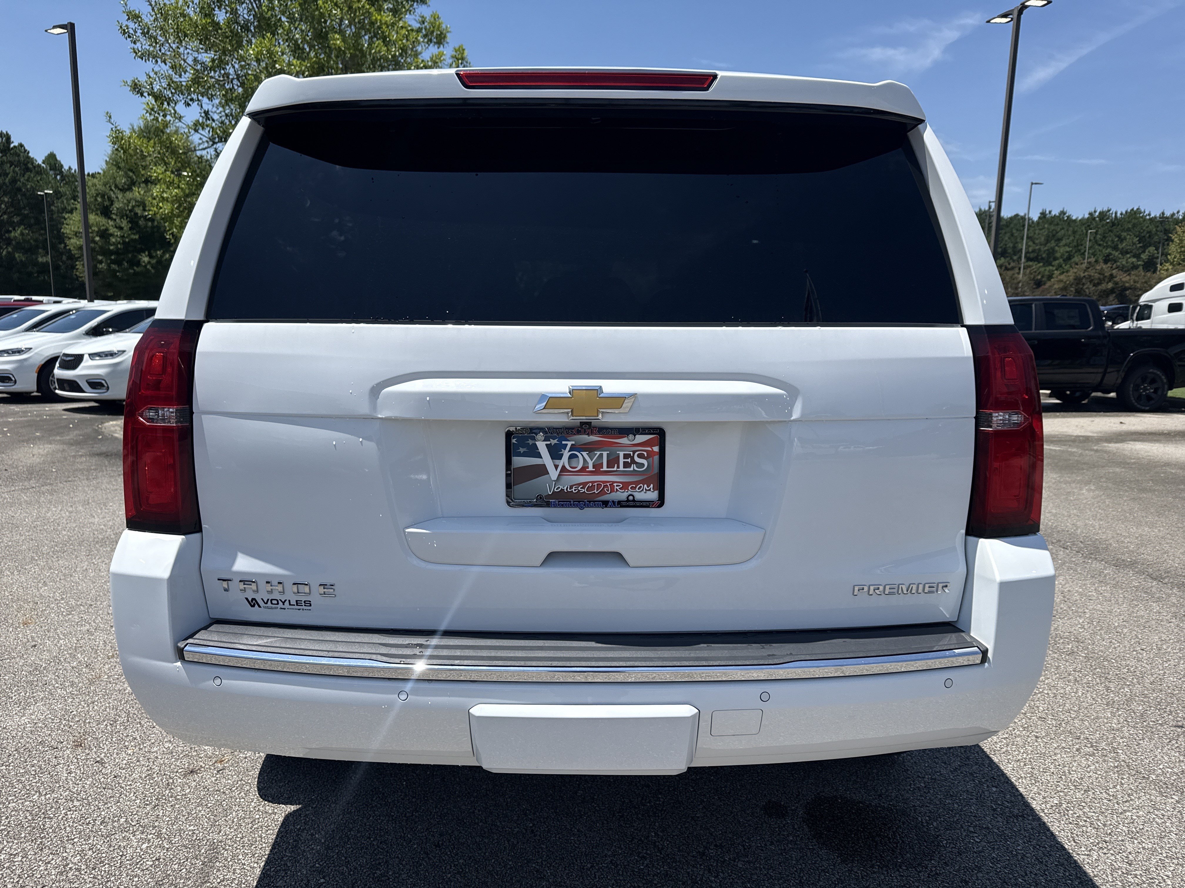 Used 2019 Summit White Chevrolet Premier image 6