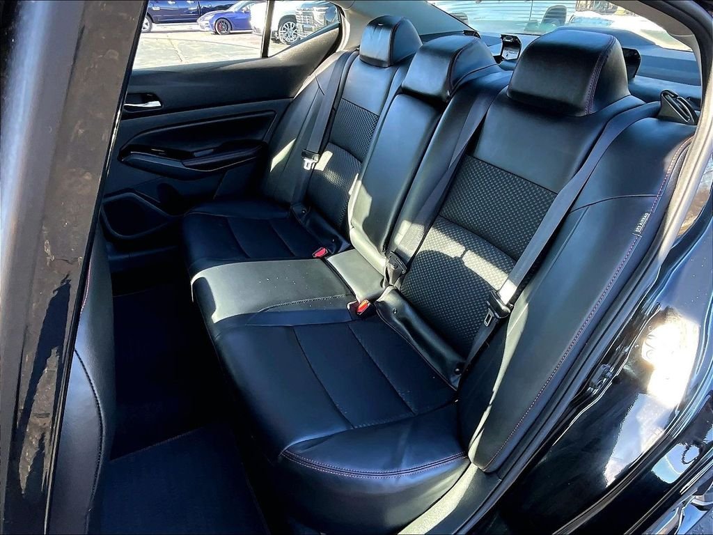 Used 2024 Black Nissan 2.5 SR image 14