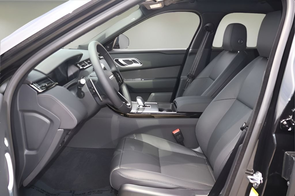 New 2026 Santorini Black Land Rover S image 11