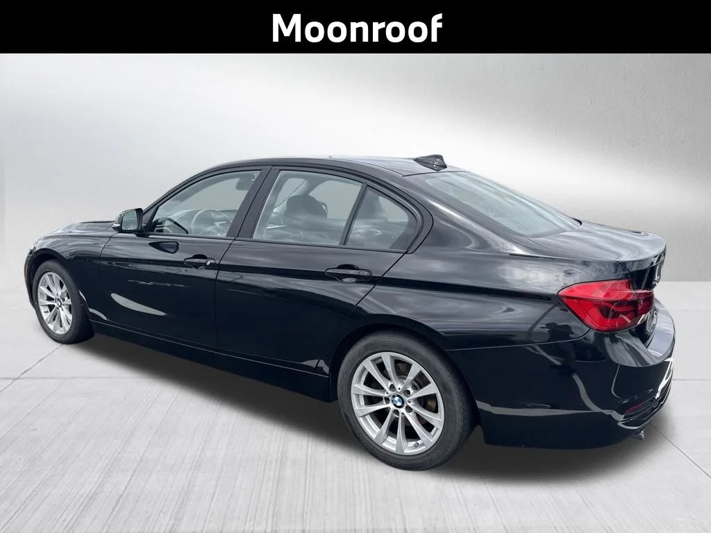 Used 2018 Black BMW 320i xDrive image 9