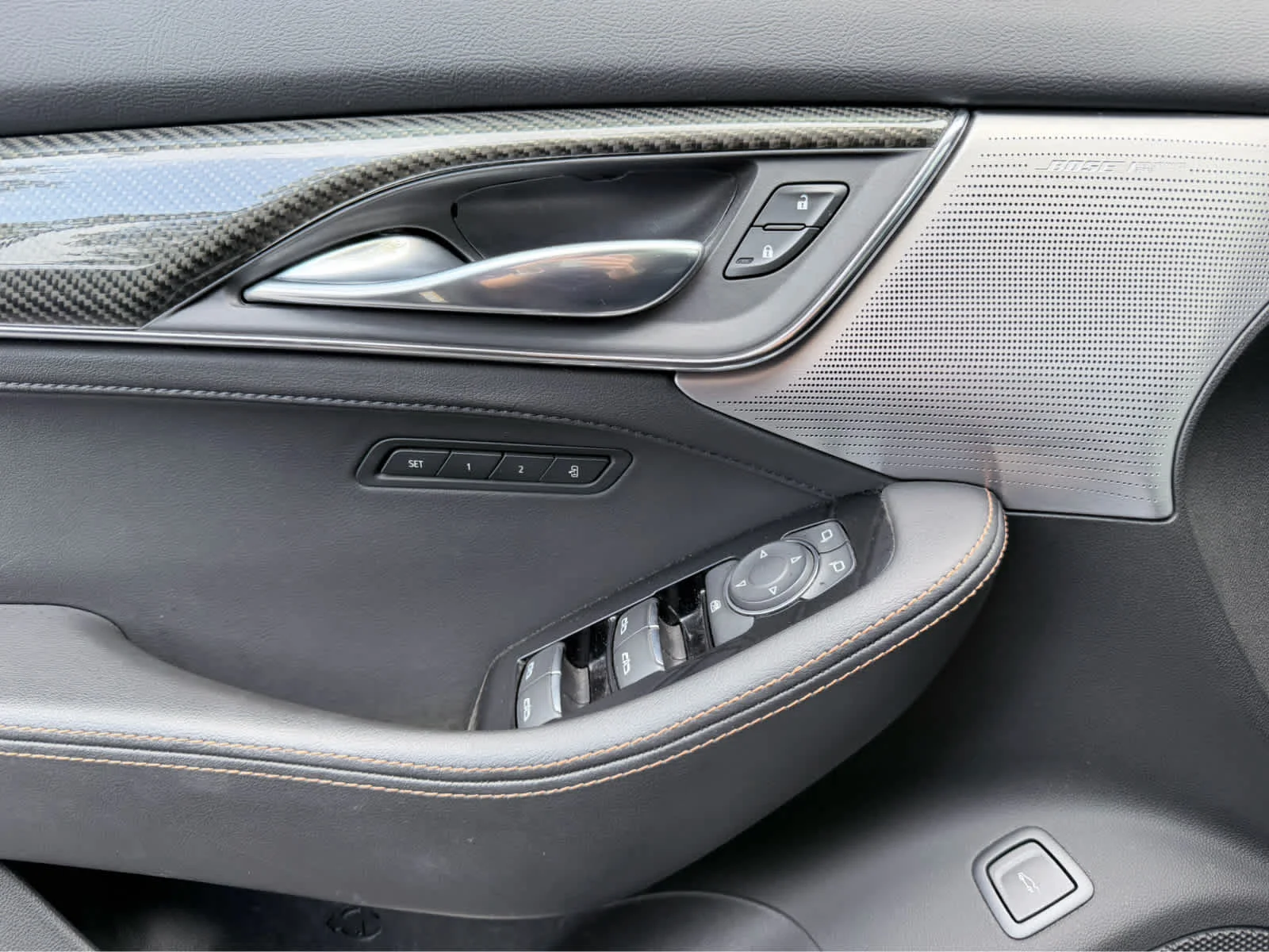 Certified Used 2022 Black Raven Cadillac V-Series image 24