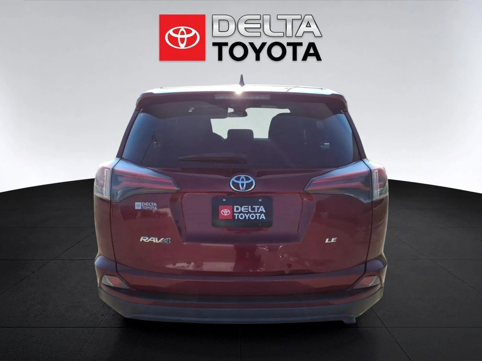 Used 2018 Ruby Flare Pearl Toyota LE image 4