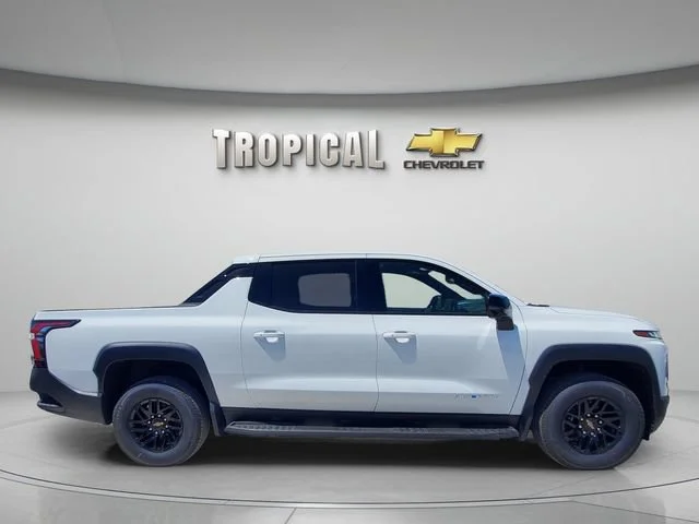 New 2026 Summit White Chevrolet LT - Extended Range image 6