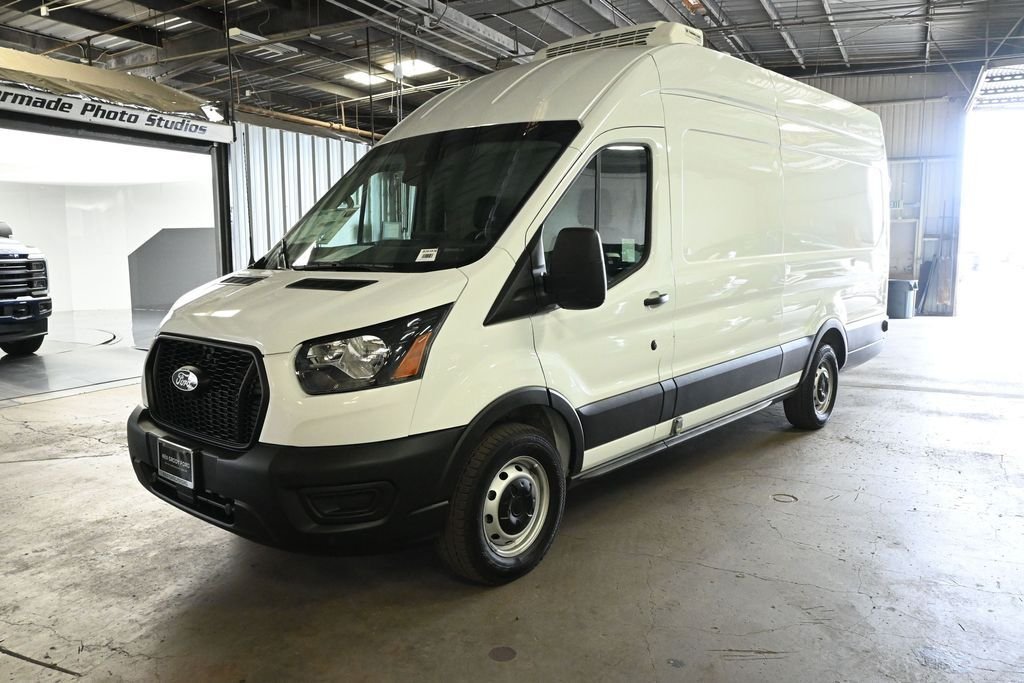 New 2026 Oxford White Ford Base image 5