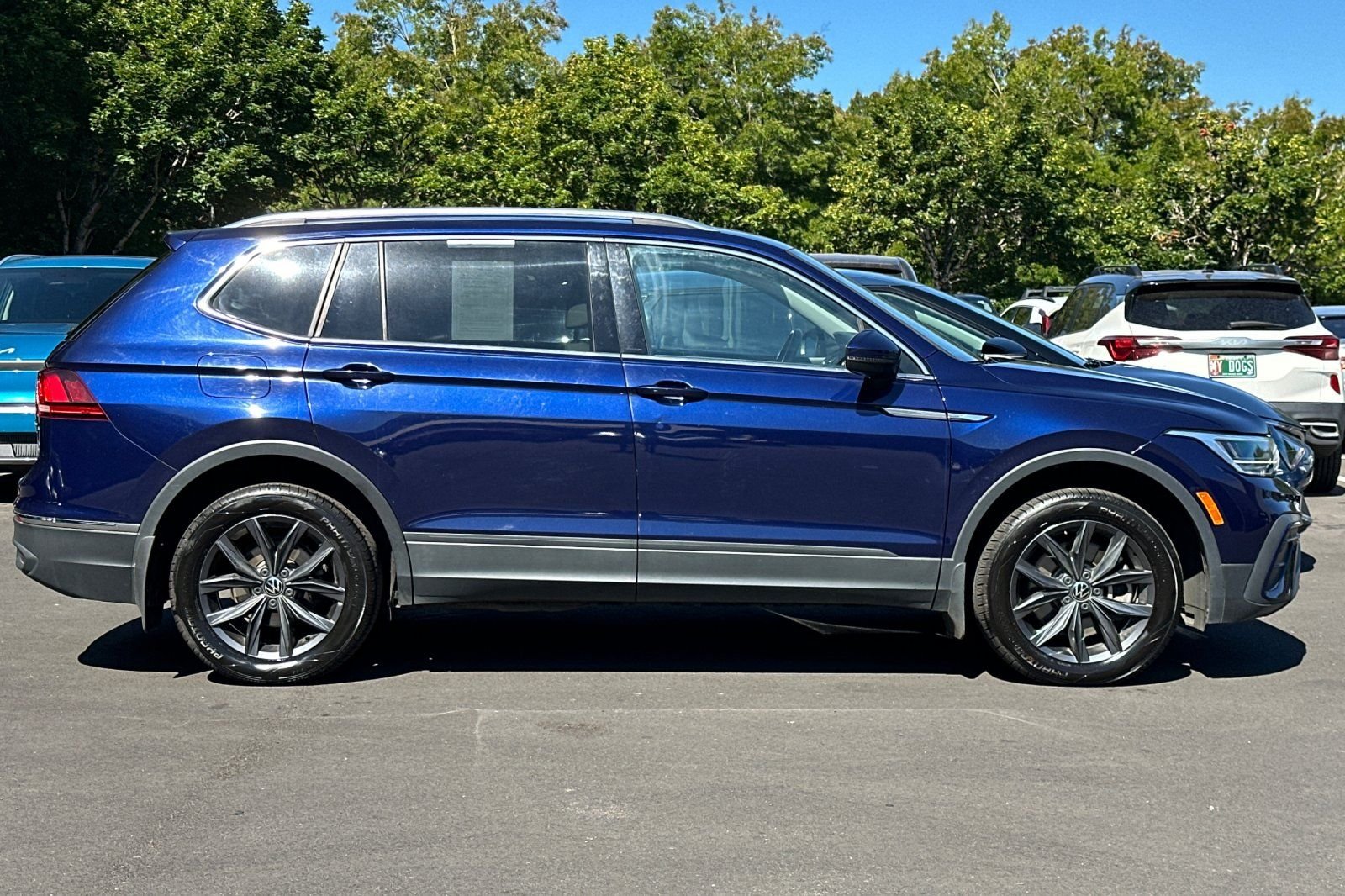 Used 2023 Blue Volkswagen 2.0T SE image 3