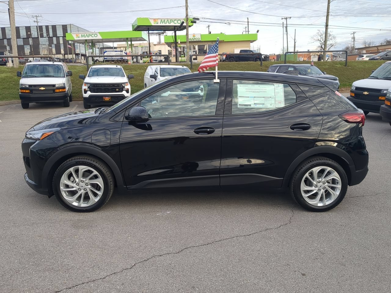 2027 Chevrolet Bolt LT - Photo 5