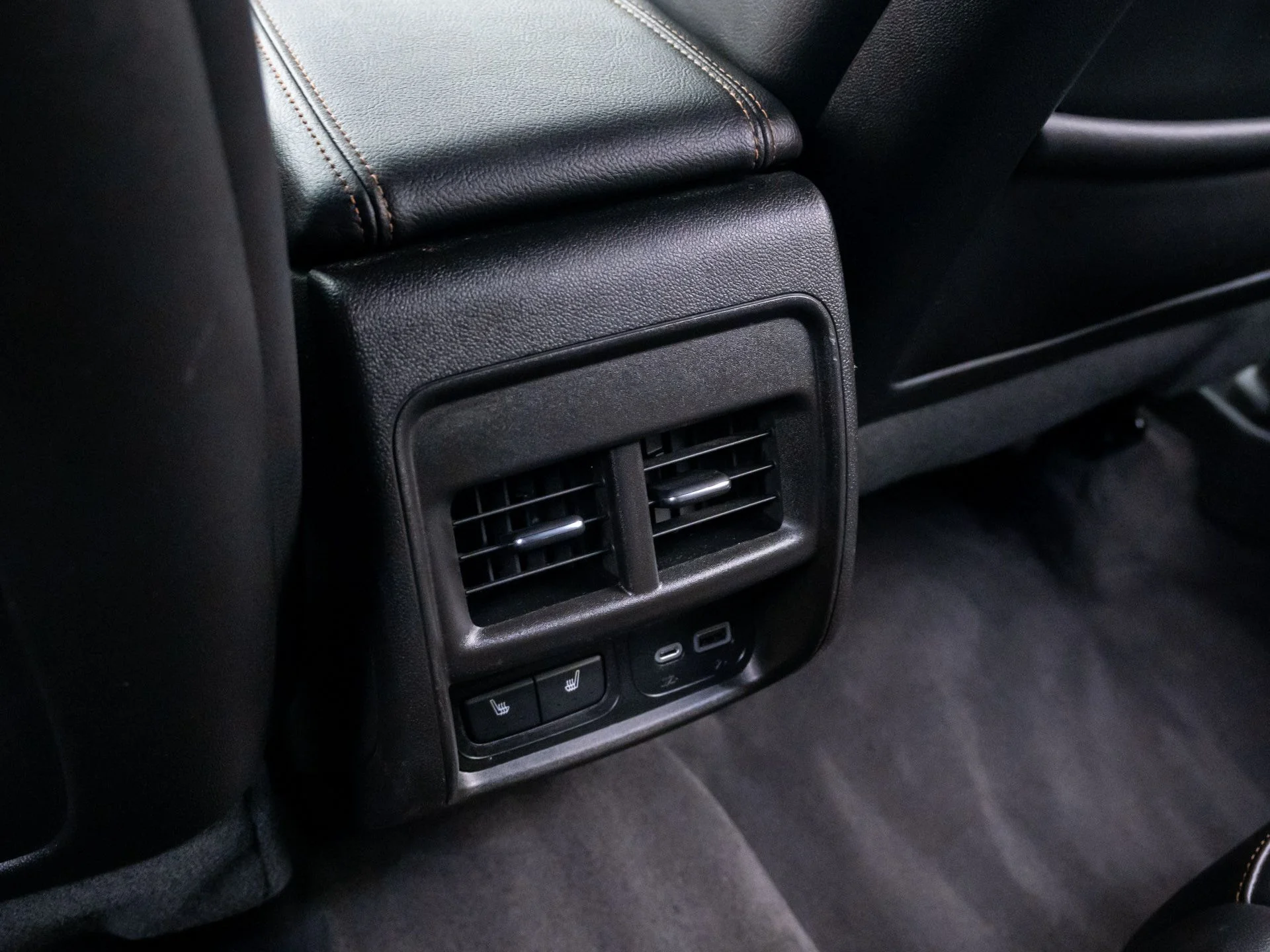 Used 2020 Blue Cadillac Sport image 18