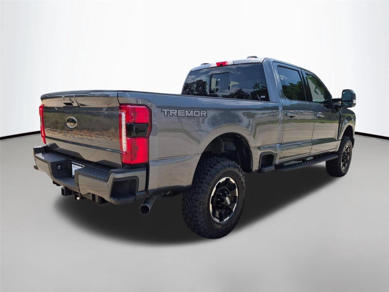 New 2026 Carbonized Gray Metallic Ford F-250® Lariat® image 5