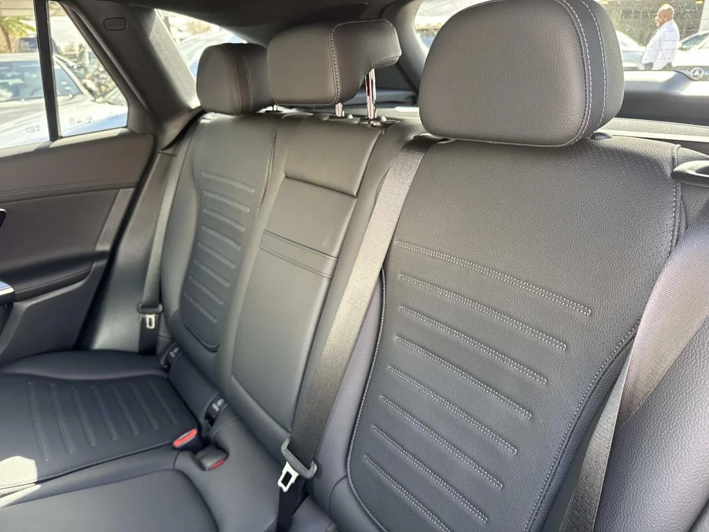 Certified Used 2026 Black Mercedes-Benz GLC 300 image 6