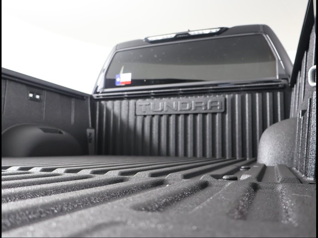 2026 Toyota Tundra SR5 - Photo 15