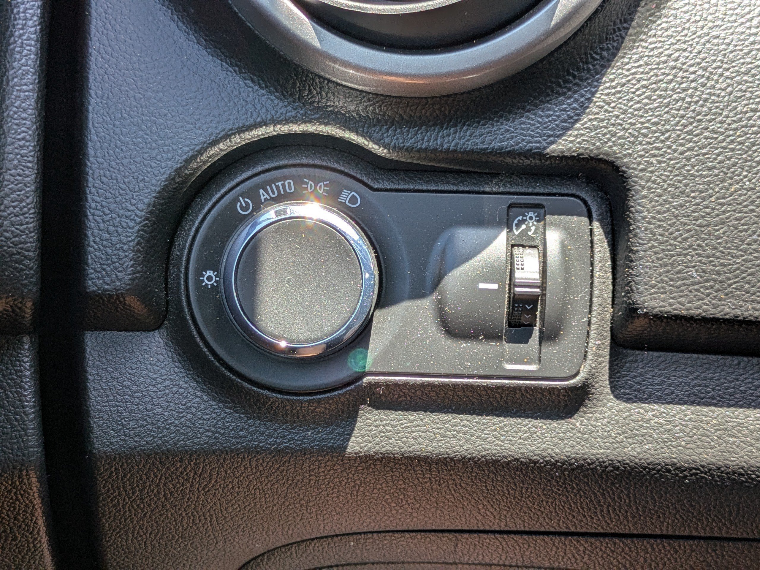 Used 2016 Brilliant Blue Metallic Chevrolet LS image 18