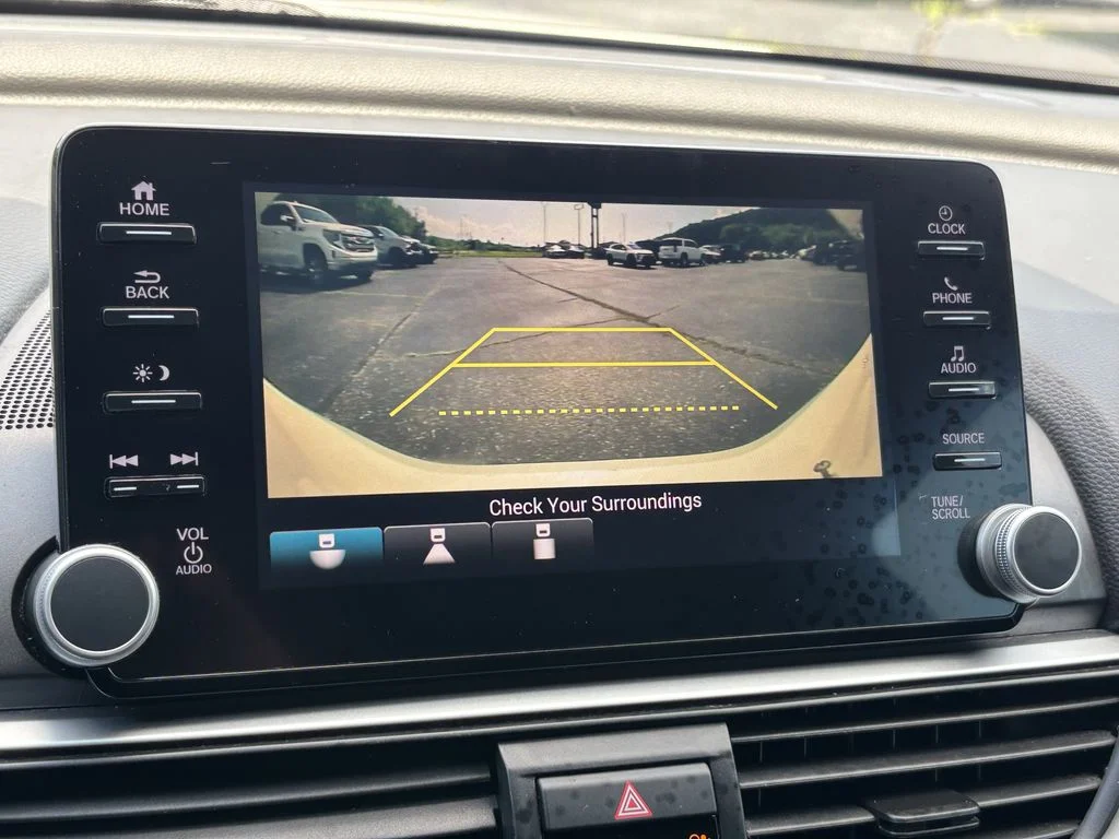 Used 2019  Honda Sport image 24
