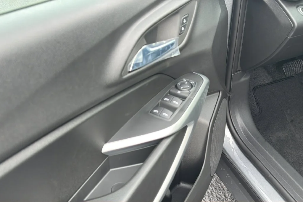 New 2026 Sterling Gray Metallic Chevrolet 1RS image 16
