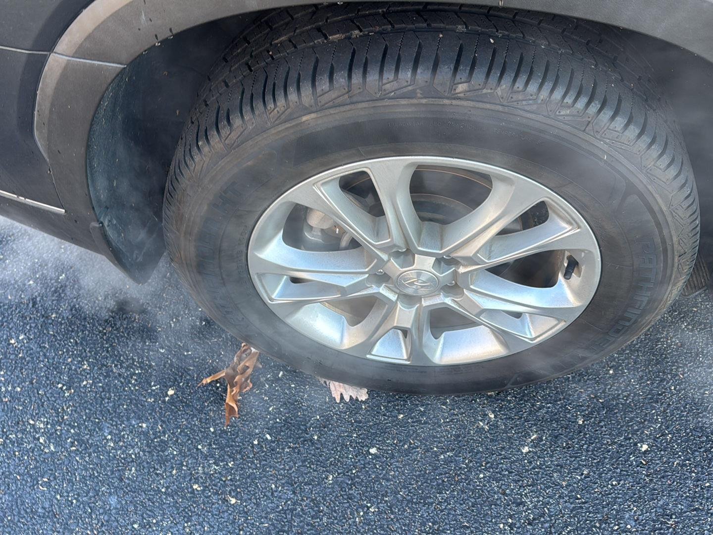 Used 2020 Steel Graphite Hyundai SE image 10