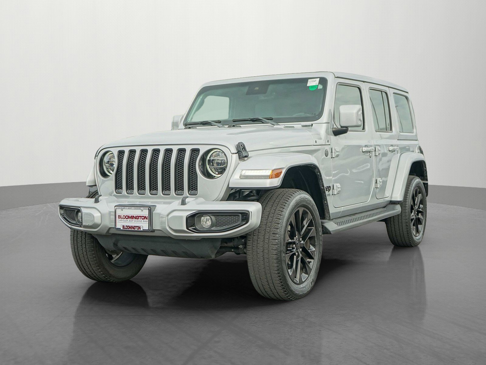 2022 Jeep Wrangler Unlimited Sahara High Altitude photo 3
