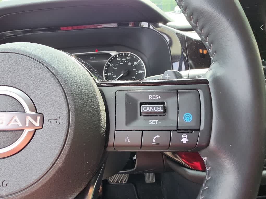 Used 2025 Gun Metallic Nissan SL image 26