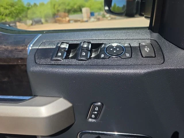 Used 2022 White Ford Lariat TREMOR image 14