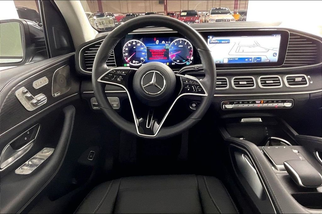 Used 2026  Mercedes-Benz GLE 450 image 5
