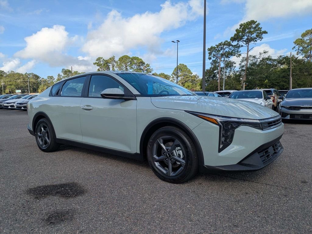 New 2026 Morning Haze Kia LXS image 2