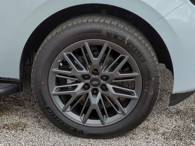 New 2026 Space Silver Metallic Ford MAX Platinum® image 11