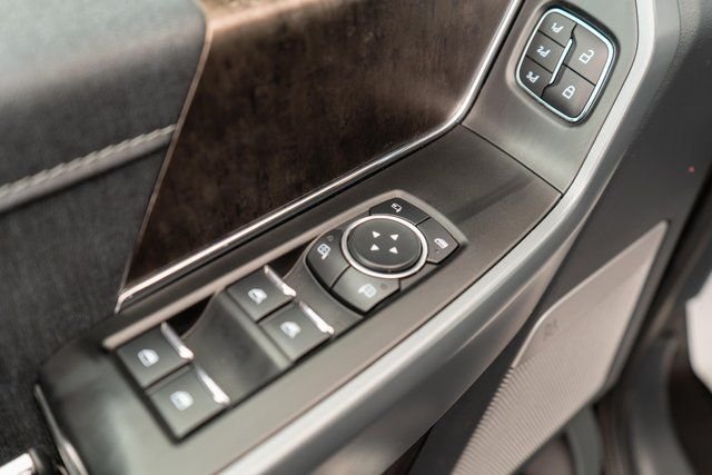 Used 2023 Agate Black Metallic Ford Lariat image 17
