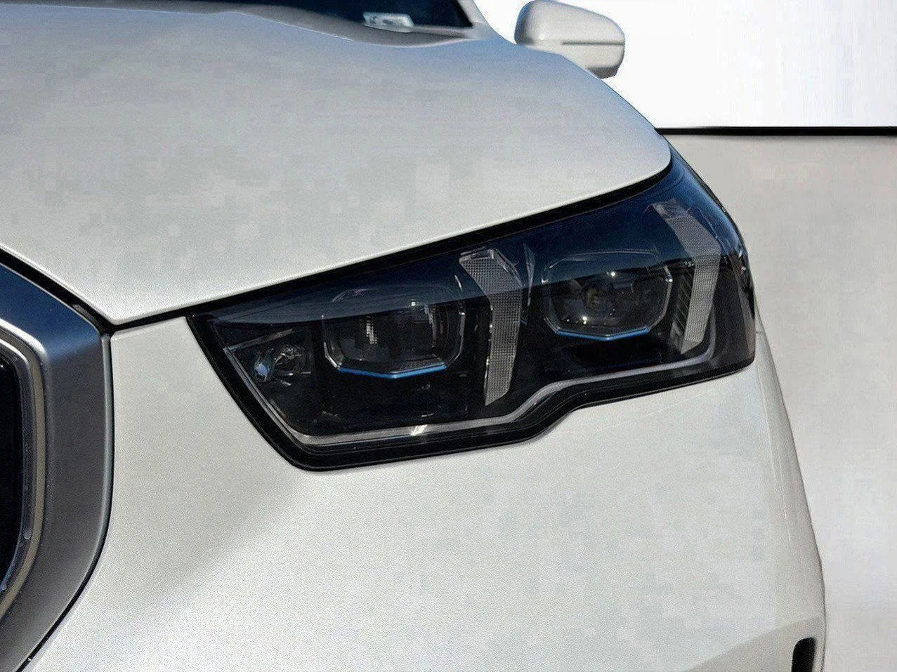 2026 BMW 5 Series 530i - Photo 9