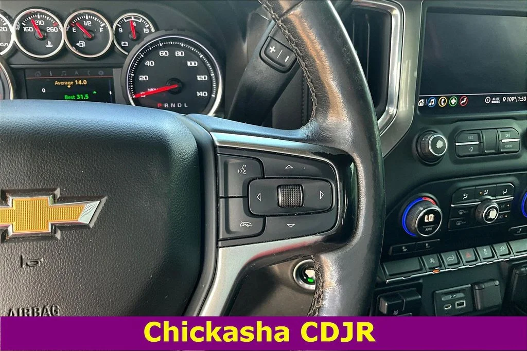 Used 2020 Gray Chevrolet LT image 12