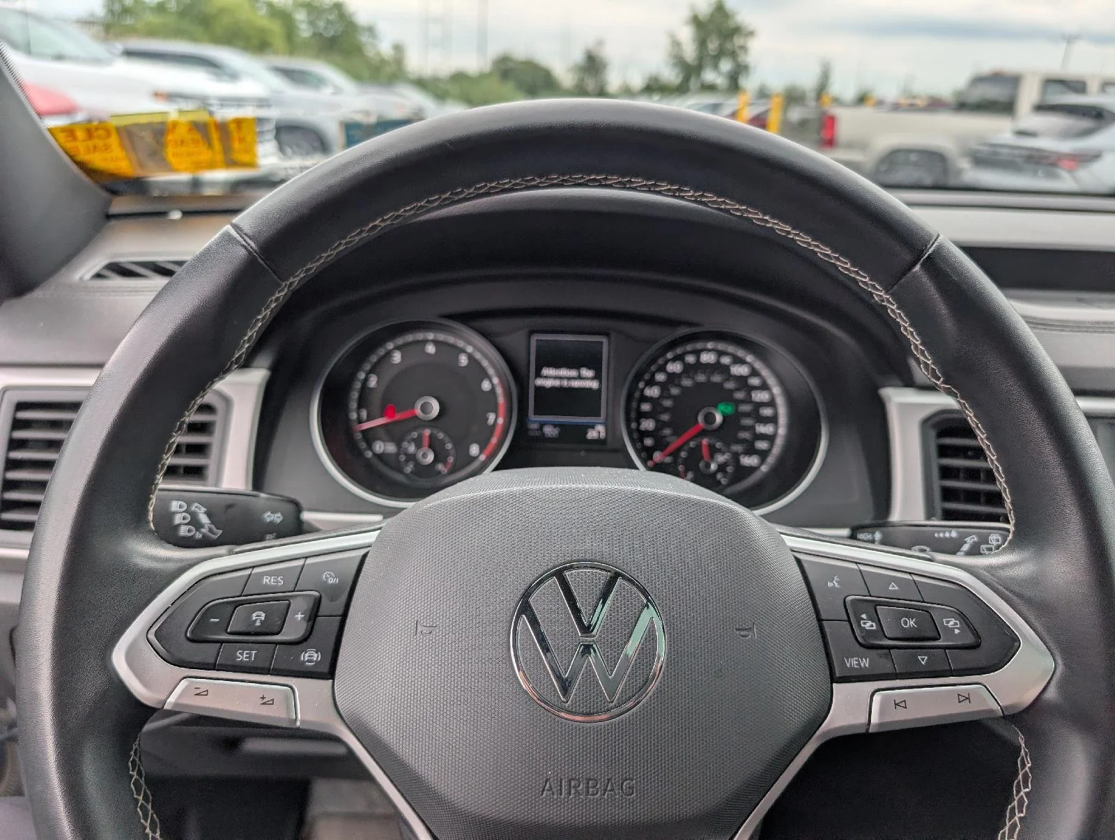 Used 2021 Pure Gray Volkswagen 3.6L V6 SE w/Technology image 10