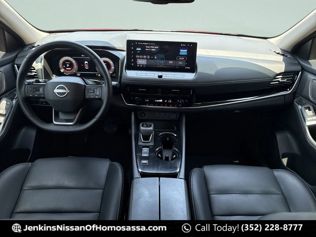 Used 2025 Red Nissan SL image 25