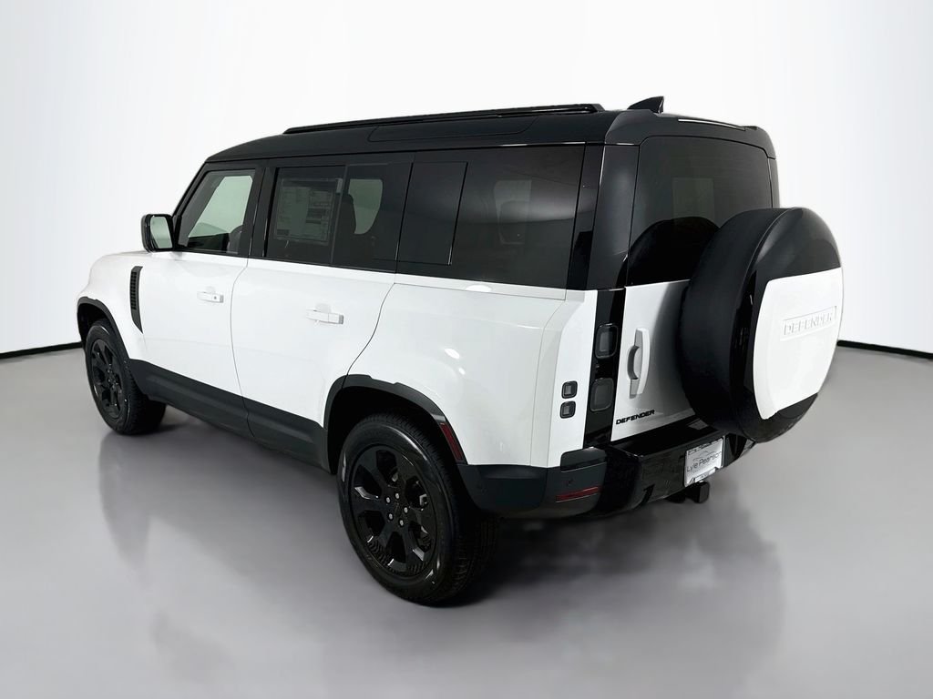 New 2026 Fuji White LAND ROVER S image 3