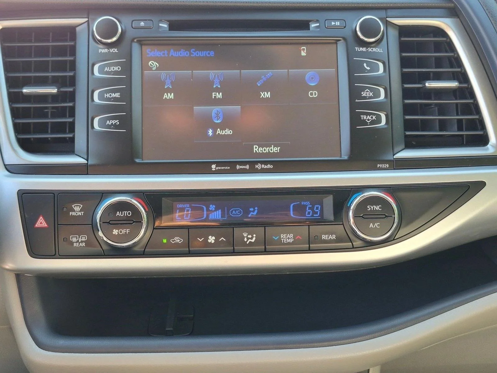 Used 2018 Alumina Jade Metallic Toyota LE Plus image 13