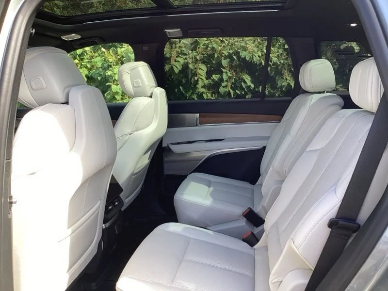 2026 Cadillac VISTIQ Luxury - Photo 12