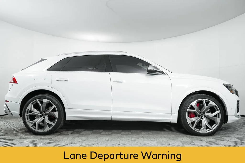 Used 2024 White Audi 4.0T image 9