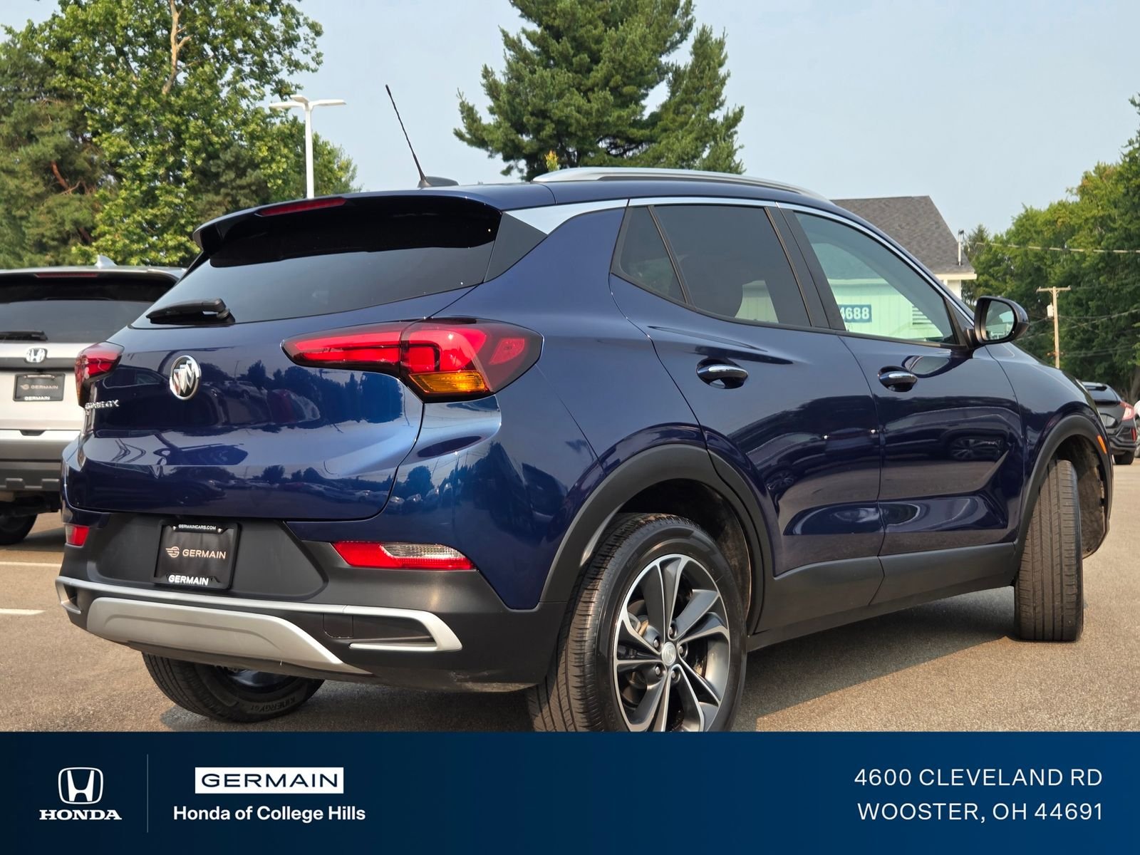 Used 2023 Sapphire Buick Select image 16