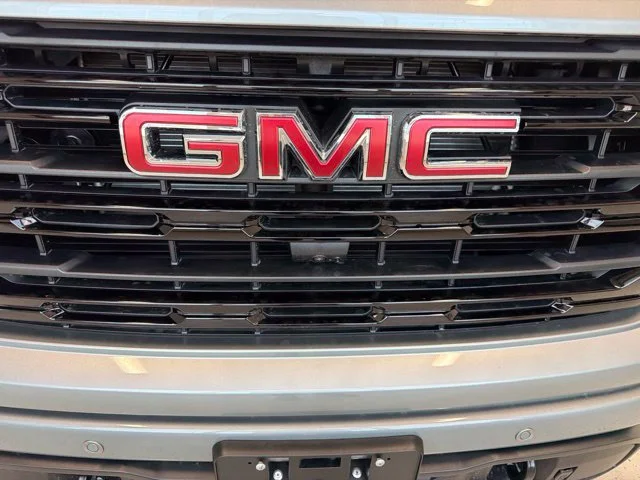New 2026 Sterling Metallic GMC Elevation image 12