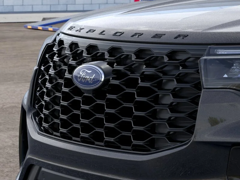 New 2026 Agate Black Metallic Ford ST-Line image 40