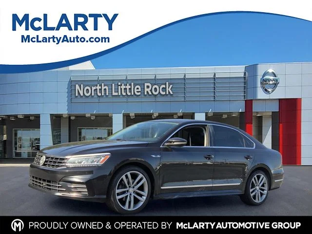 2017 Volkswagen Passat 1.8T R-Line
