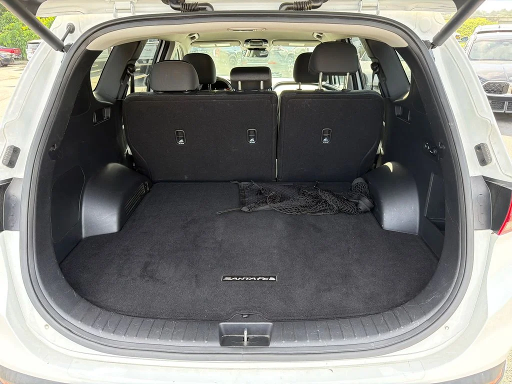 Used 2022 Gray Hyundai SEL image 18